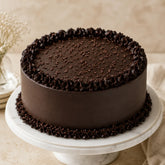 Rich Chocolate Splash Cream Cake