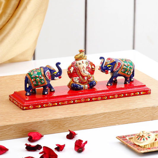 Ganesha with Two Elephants Decorative Set