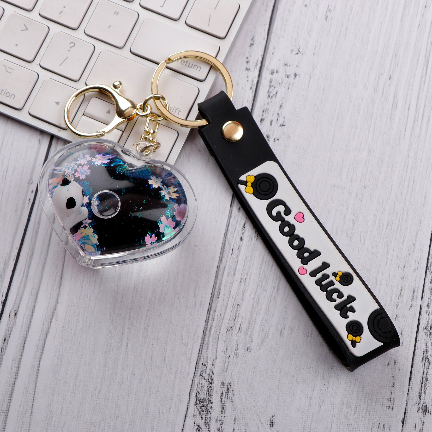 Sweetheart Panda Liquid Glitter Keychain