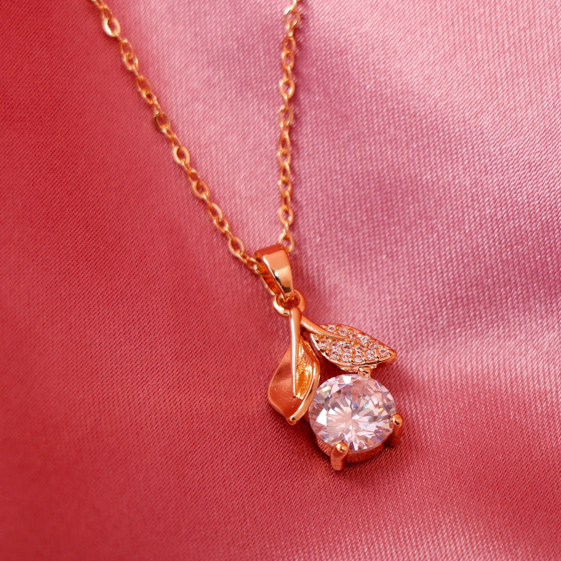 Blooming Stone Golden Pendant