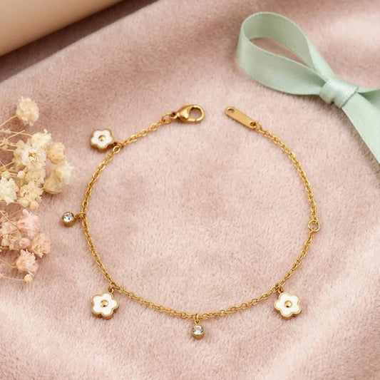 White Flora Golden Bracelet