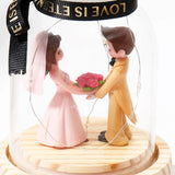 Archies Straw Hat Couple Glass Dome Showpiece