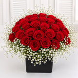 32 Red Roses Glass Vase Romantic Arrangement