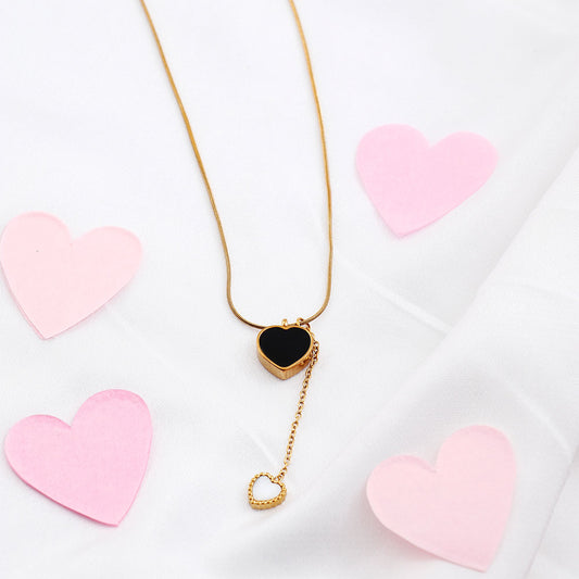 Amour Gold Chain Pendant