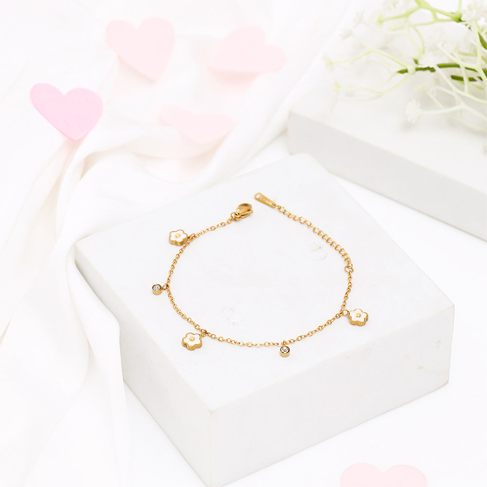 White Flora Golden Bracelet