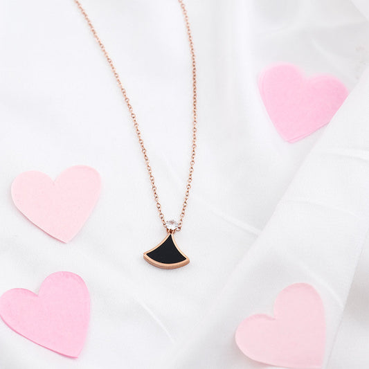 Timeless Golden Chain Pendant