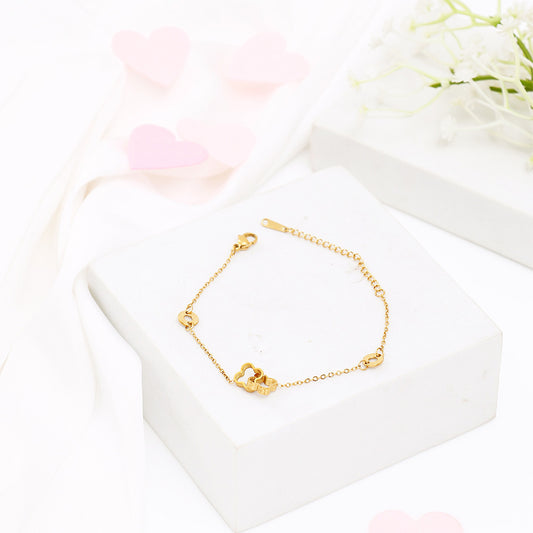 Interlocked Clover Bracelet