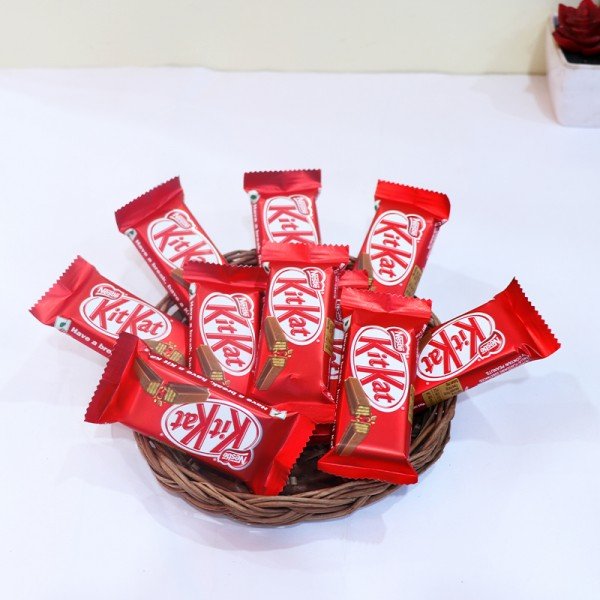 10 Kitkat Chocolate Basket Arrangement
