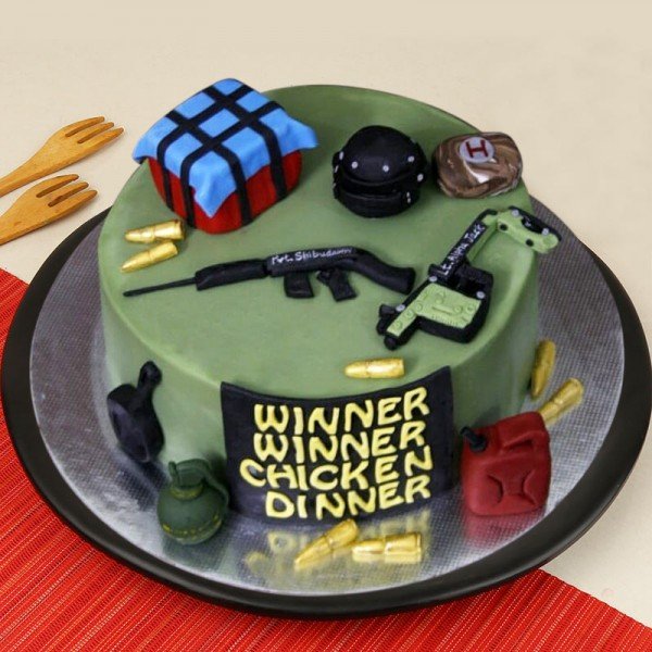 1 Kg Pubg Theme Chocolate Fondant Cake