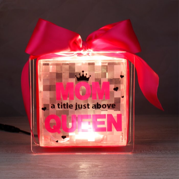 Mom A Title Just Above Queen Lighting Quotation