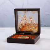 The Beautiful Design in Golden Color of Lord Shiva with Parvati