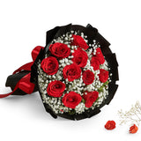Sweet Blossoms Red roses with Black forest Cake