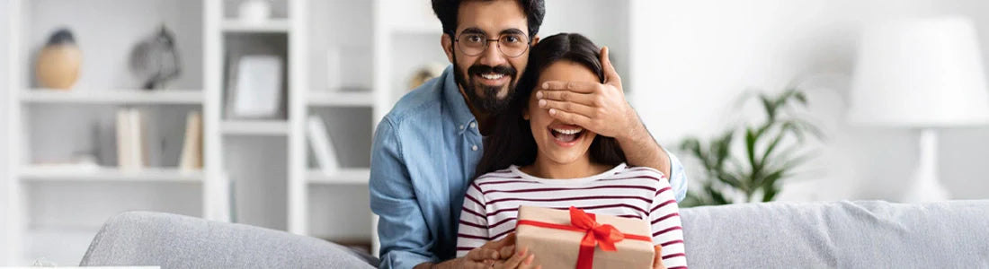 Anniversary Gifts Hamper