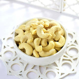 Radiant Single Rakhi with Ferrero Rocher & Cashew Nut