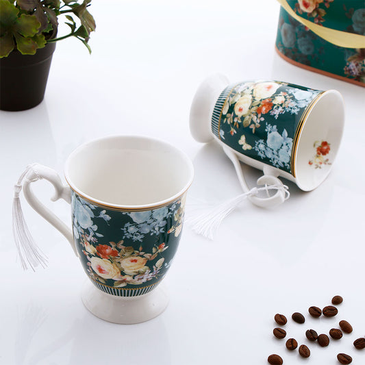 Green European Classic Vintage Couple Mug