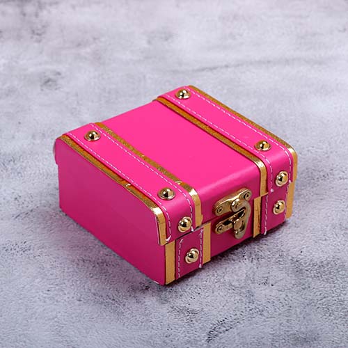 Magenta Rakhi Trunk Box with Hershey's Chocolates