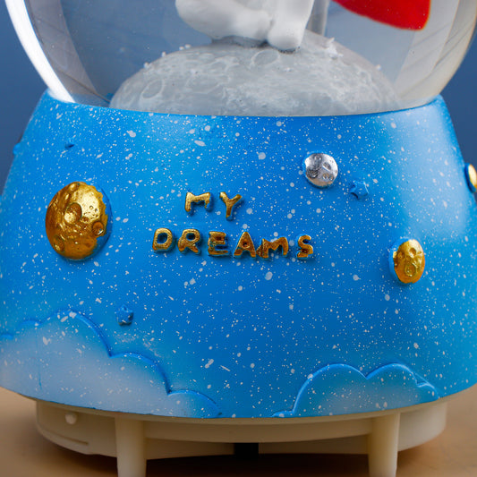 Astronaut Glass Ball Show Piece