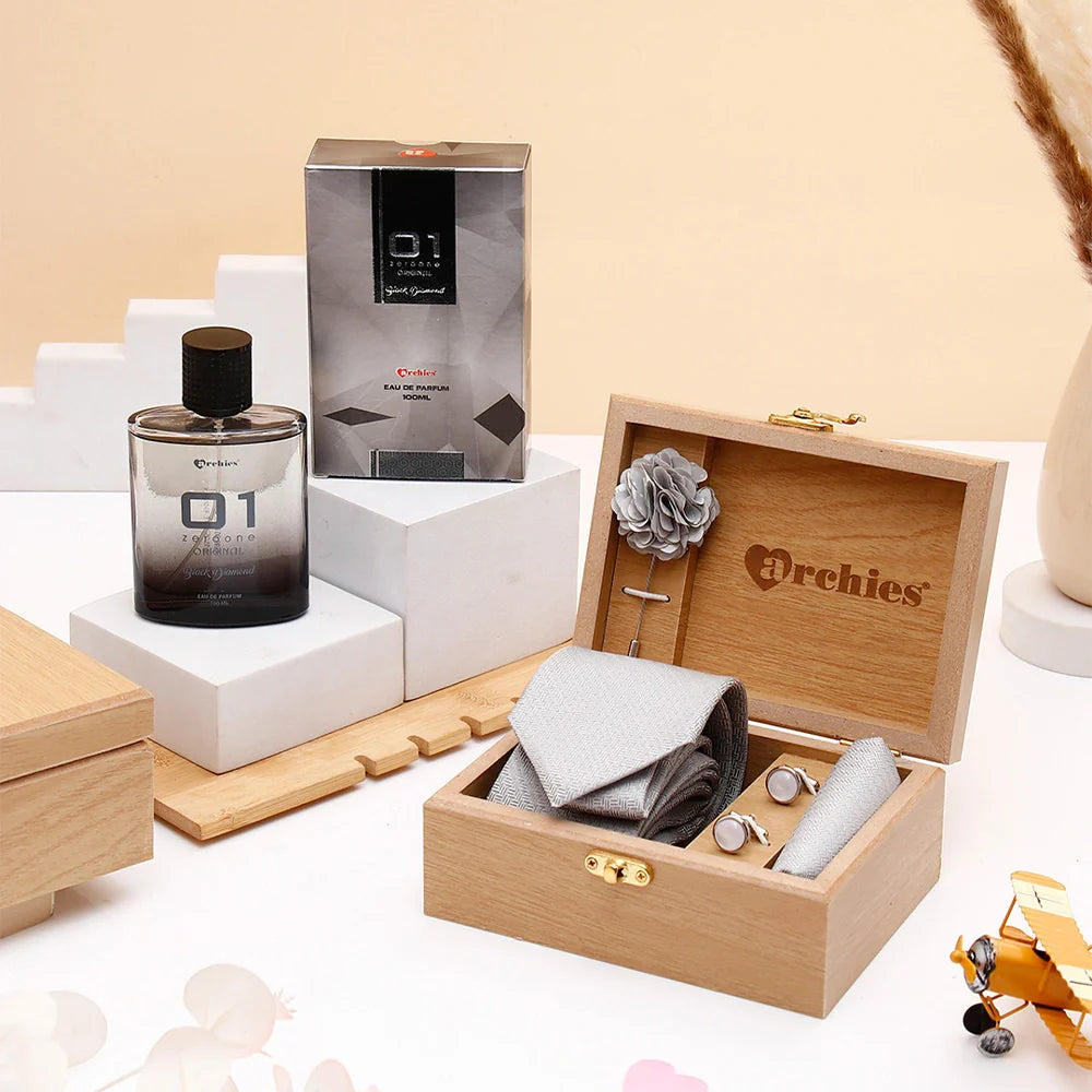 Men's Silver Tie Gift Set in Wooden Box With Perfume