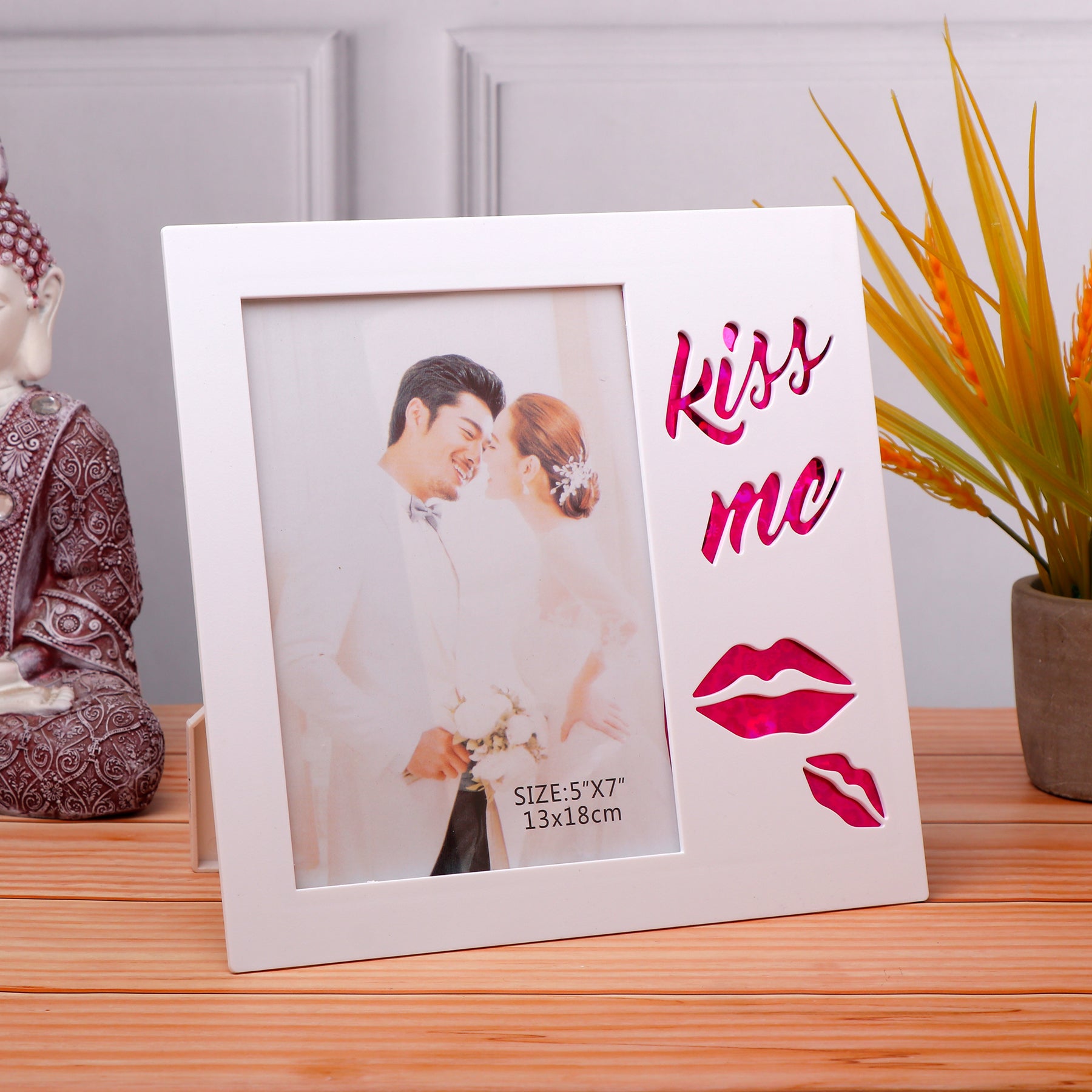 Kiss Me White Photo Frame