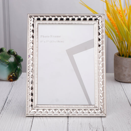 Metalic Silver Border Photoframe