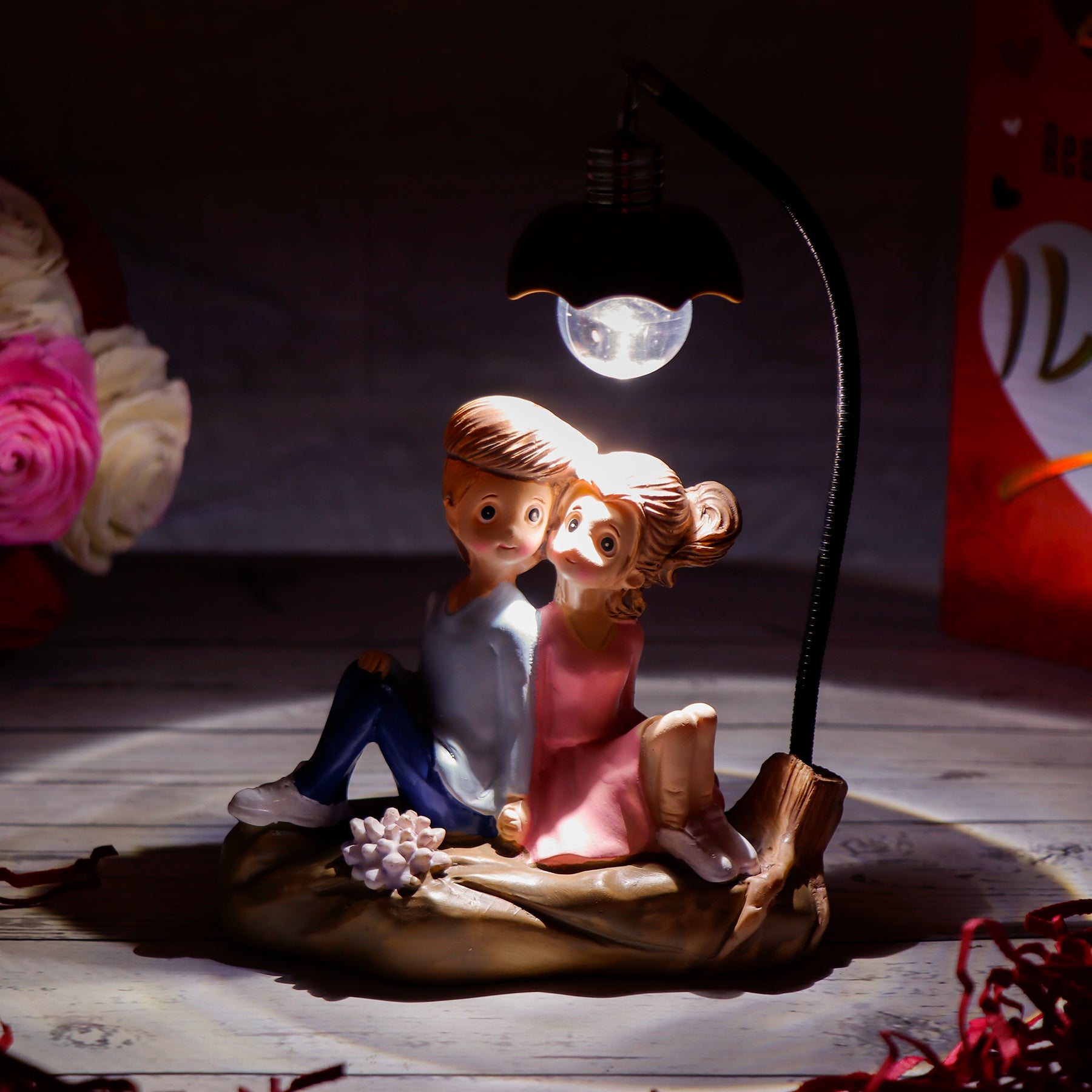 Couple Romantic Illuminating Showpiece
