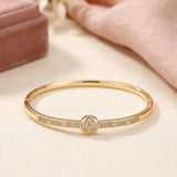 Eternal Clover Golden Bracelet