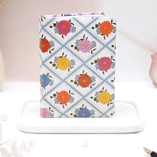 Fool Chawk Diary & Kitten Keychain Combo