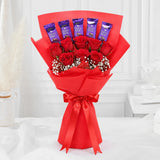 8 Red Roses & Dairy Milk Chocolate Gift Set