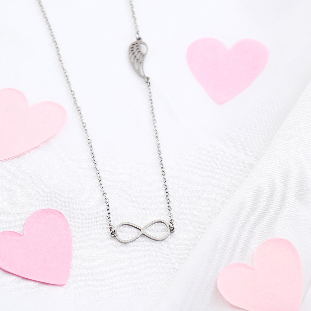 Eternal Promise Golden Chain Pendant