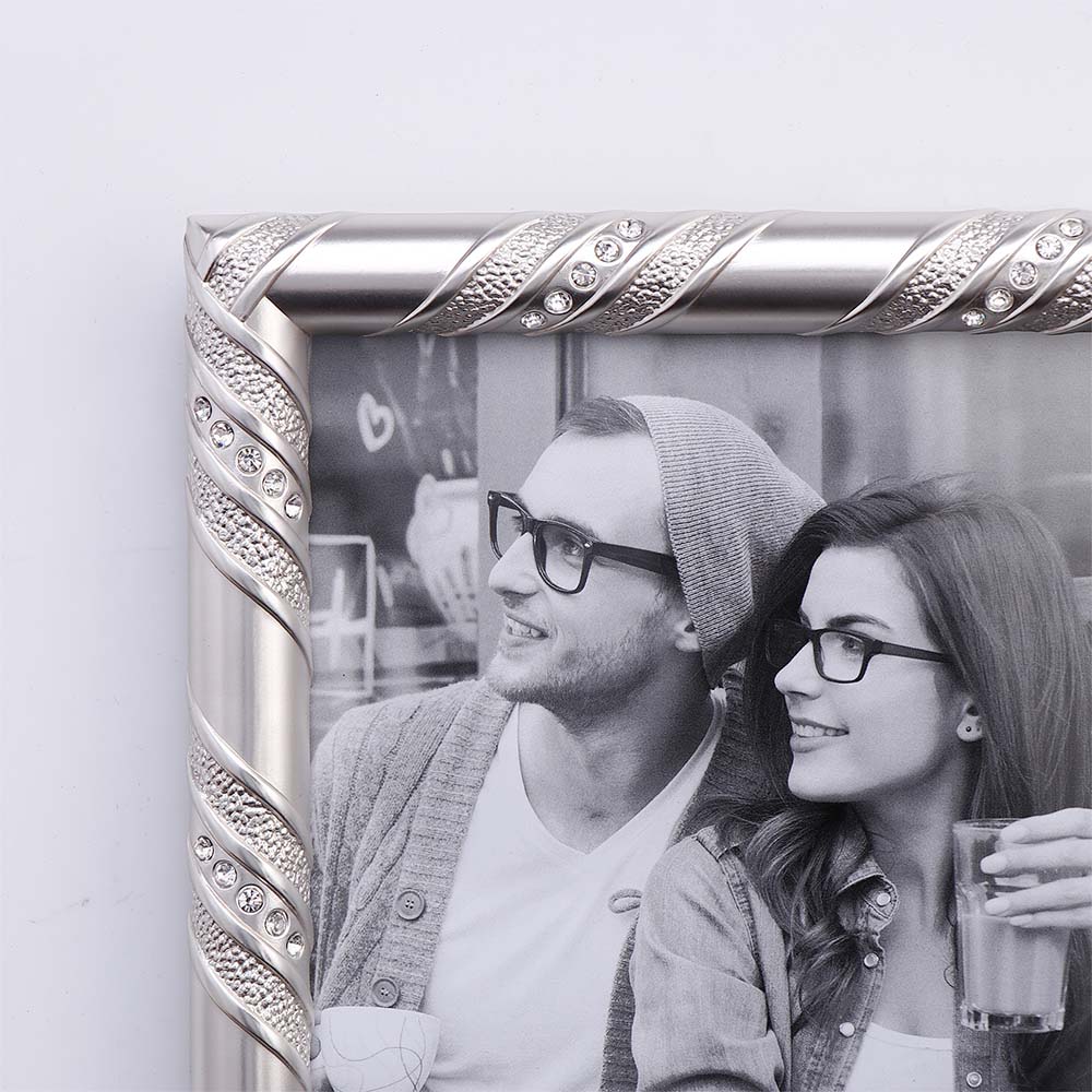 Silver Plated Bordered Engraved Photo Frame