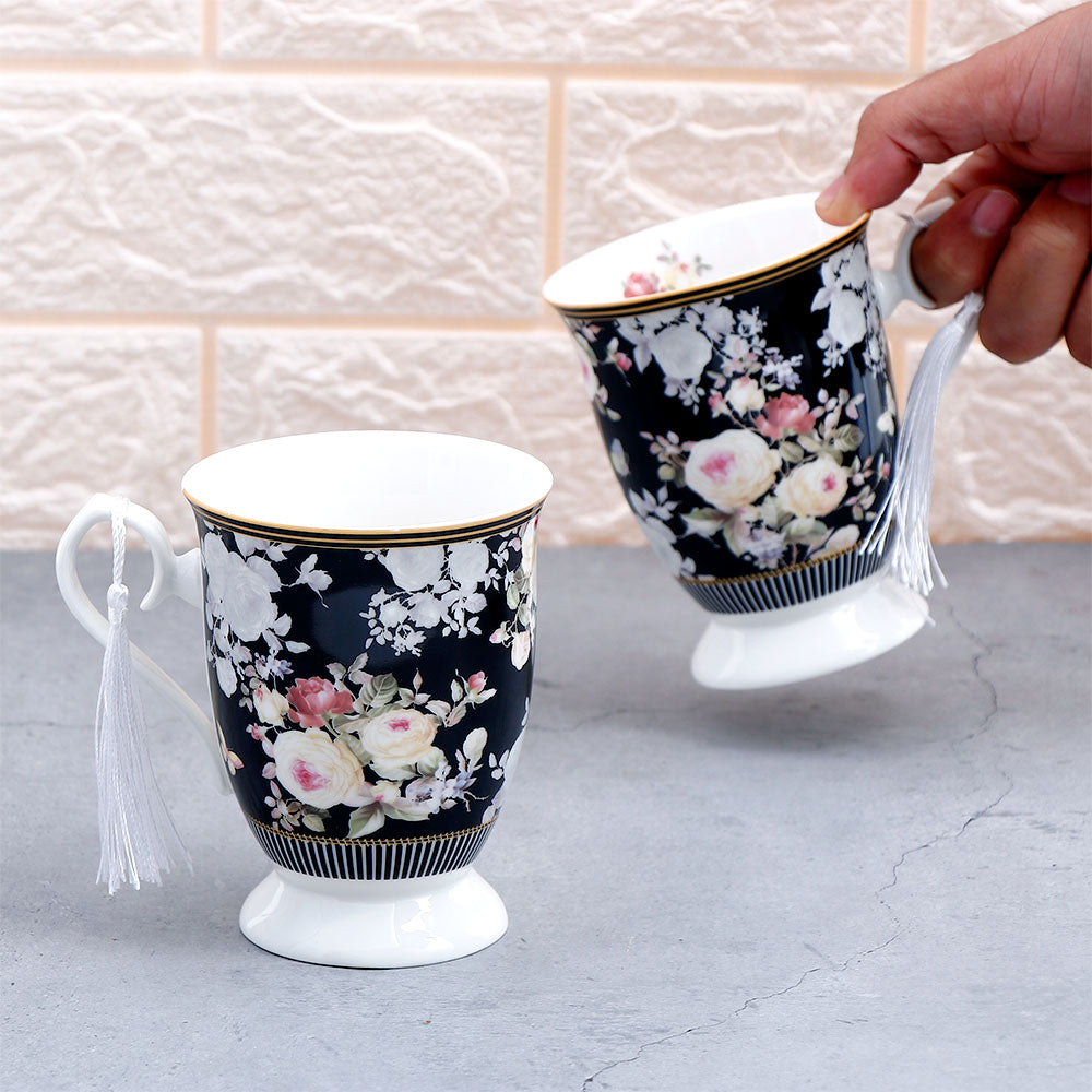 Black European Classic Vintage Couple Mug