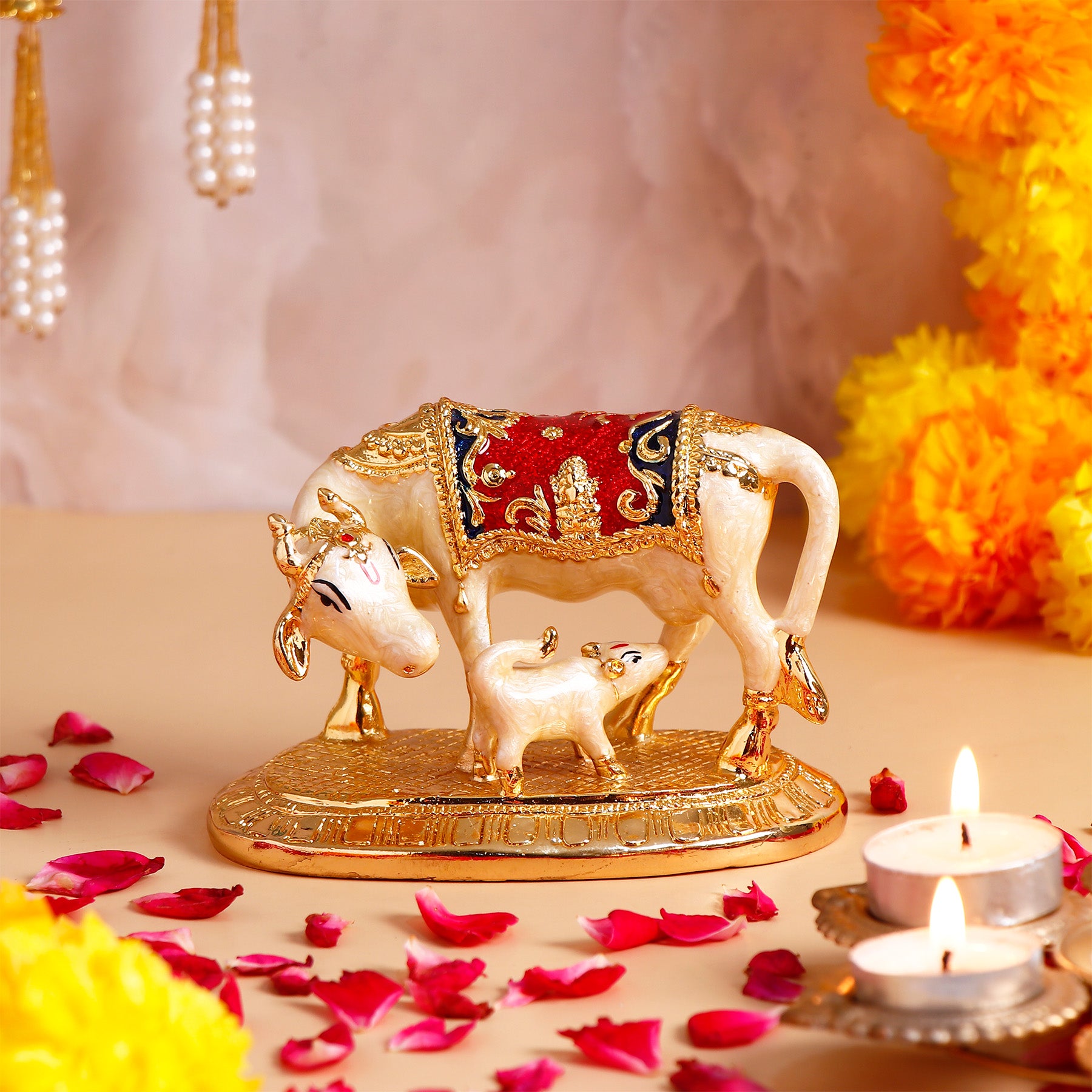 Holy Cows Mother-Child with Gold Emblishment with Ethnic Handcrafted Bag with Chocolates