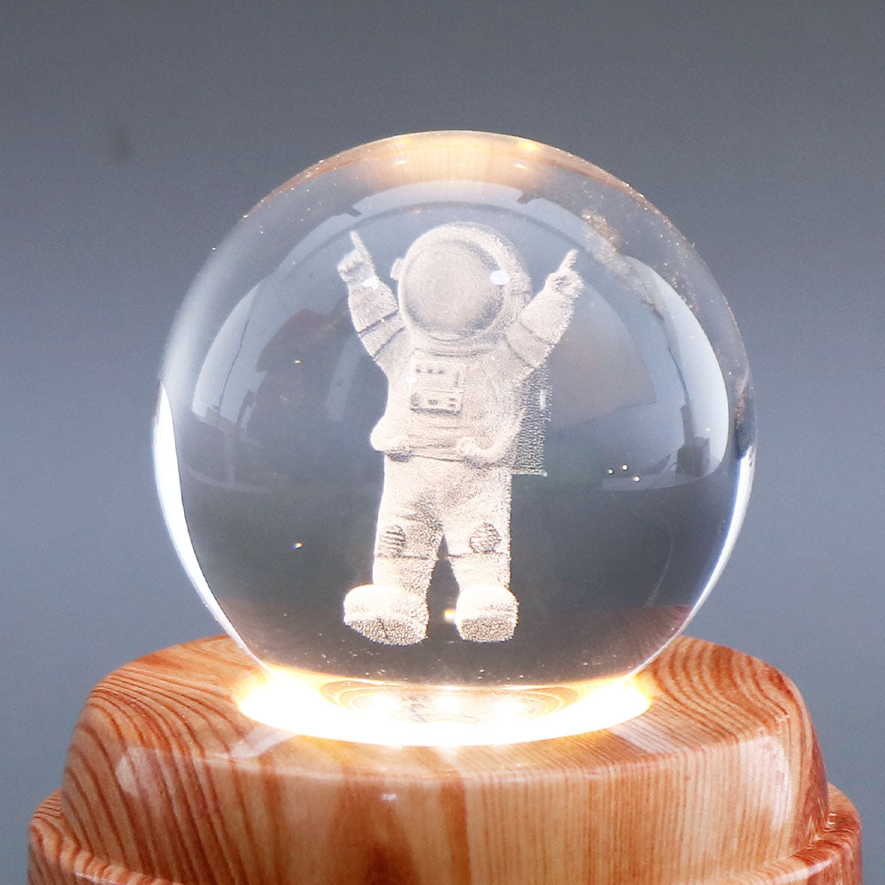 Astronaut Character Crystal Ball Lamp