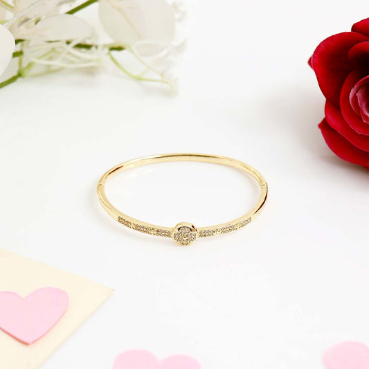 Eternal Clover Golden Bracelet