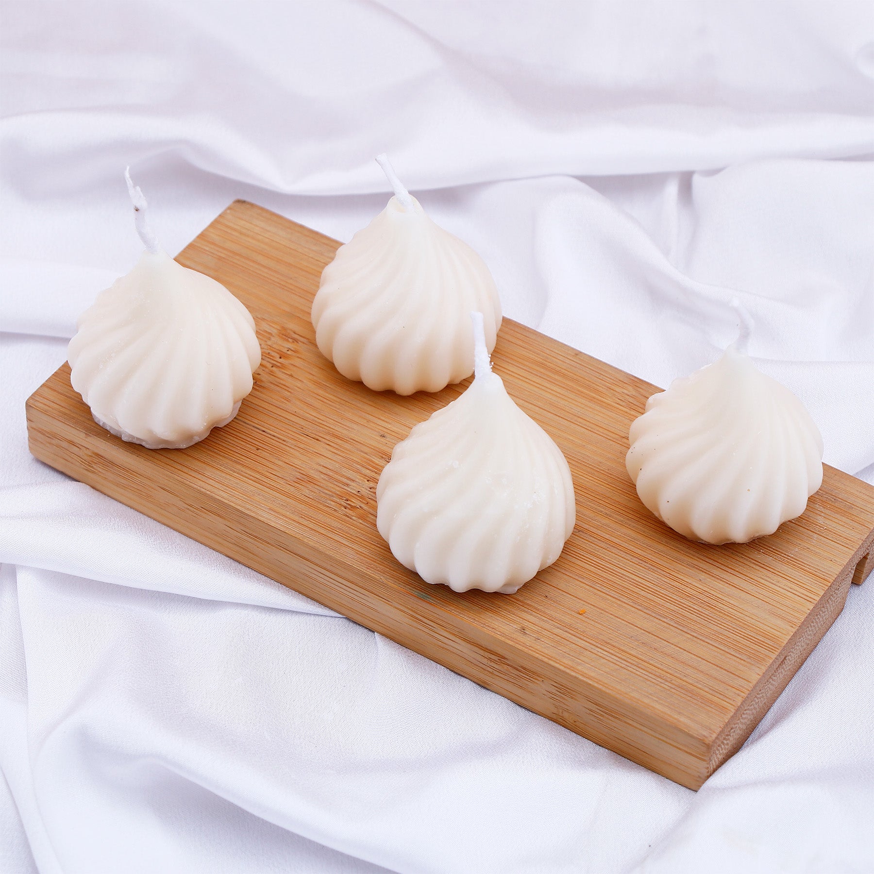 Set of 4 Modak Diyas - White