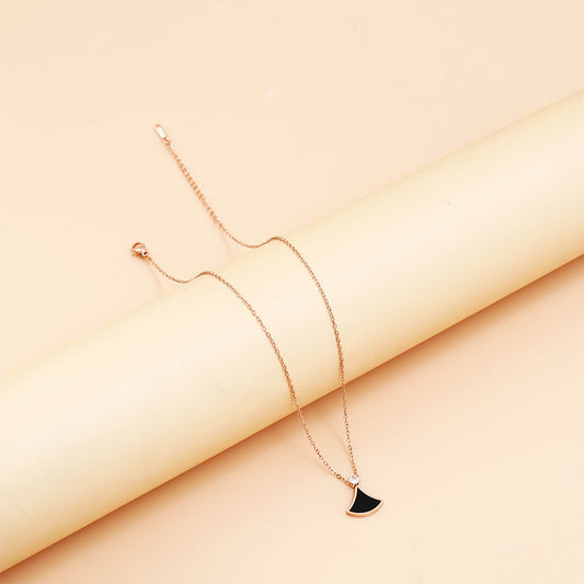 Timeless Golden Chain Pendant