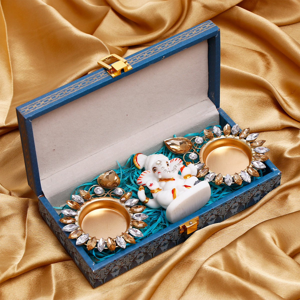 Shree Ganesha Idol with Handcrafted Diya in Elegant Box