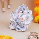 Magestic Ganesha Idol with Silver Emblishment
