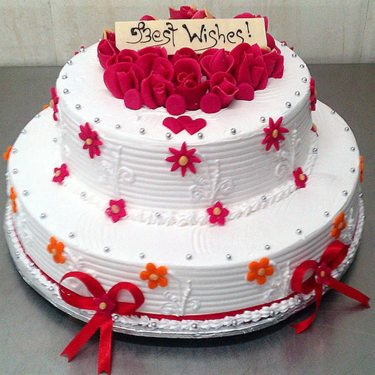 Two Tier Vanila Cake with Rose