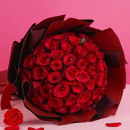 Red Kisses Smiling Bouquet