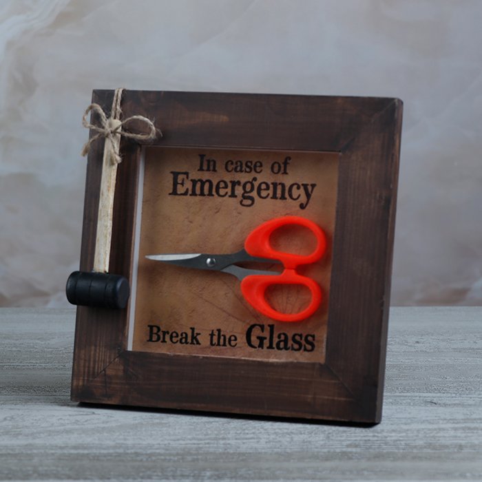 Keepsake In Case of Emergency Hammer with Scissor Quotation