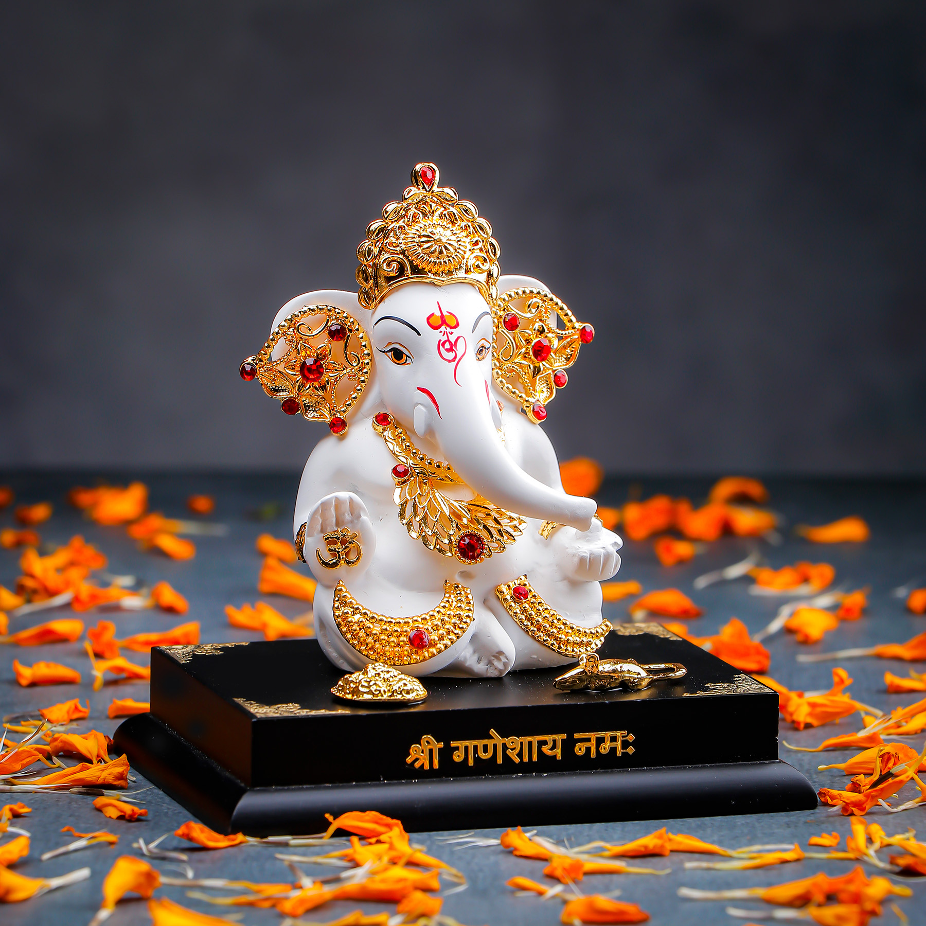 Shree Ganeshay Namah Decor