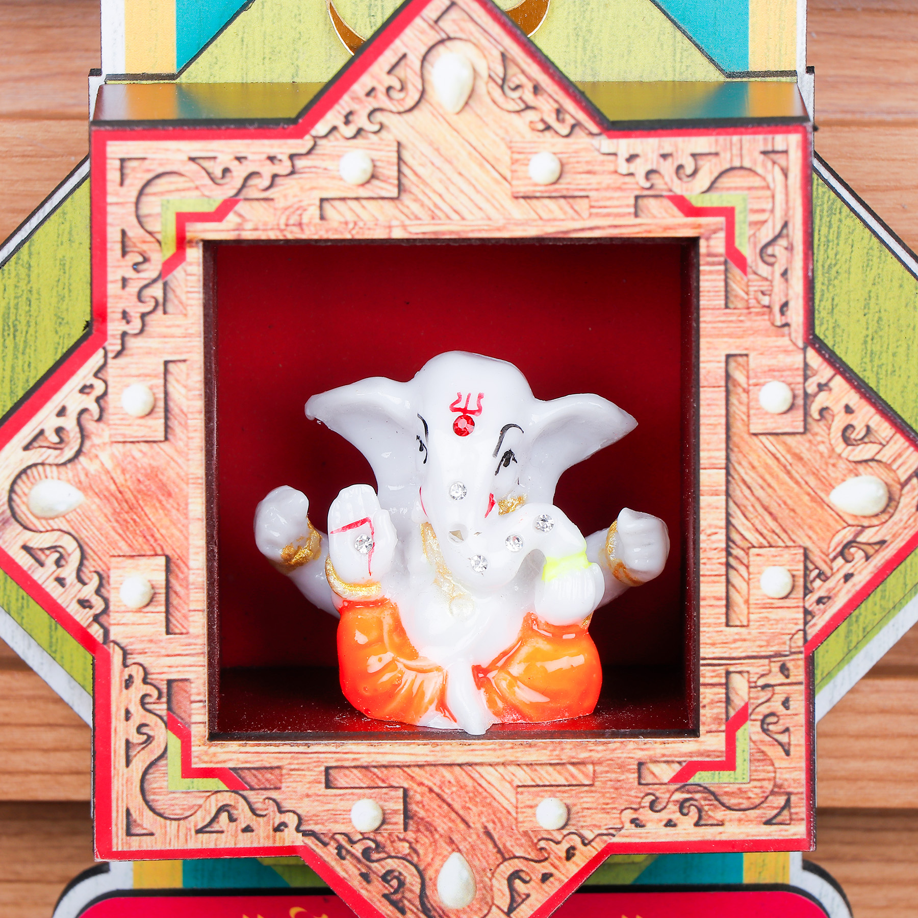 Divine Om Ganesha Hanging