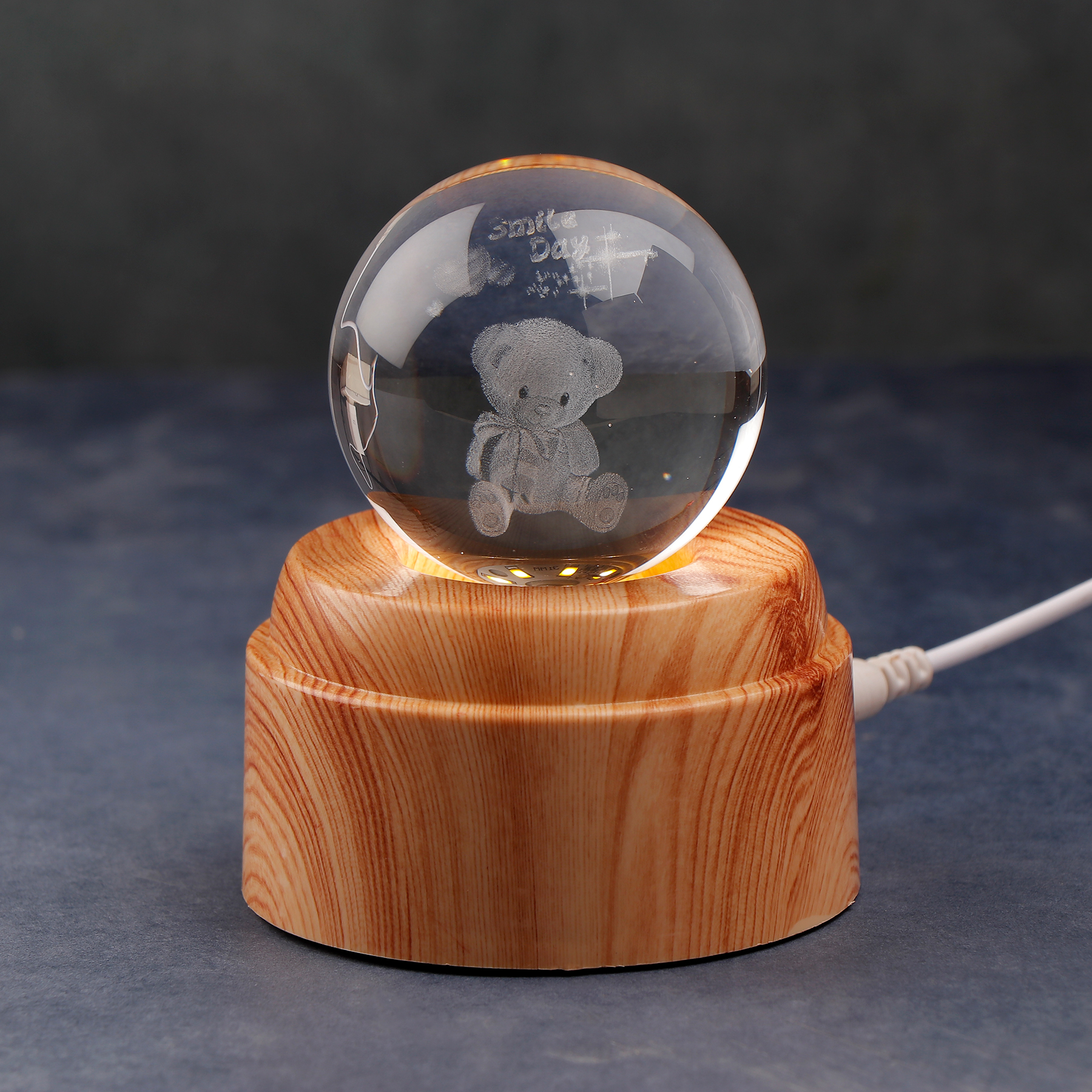 Smile Day Teddy Bear Crystal Ball Lamp