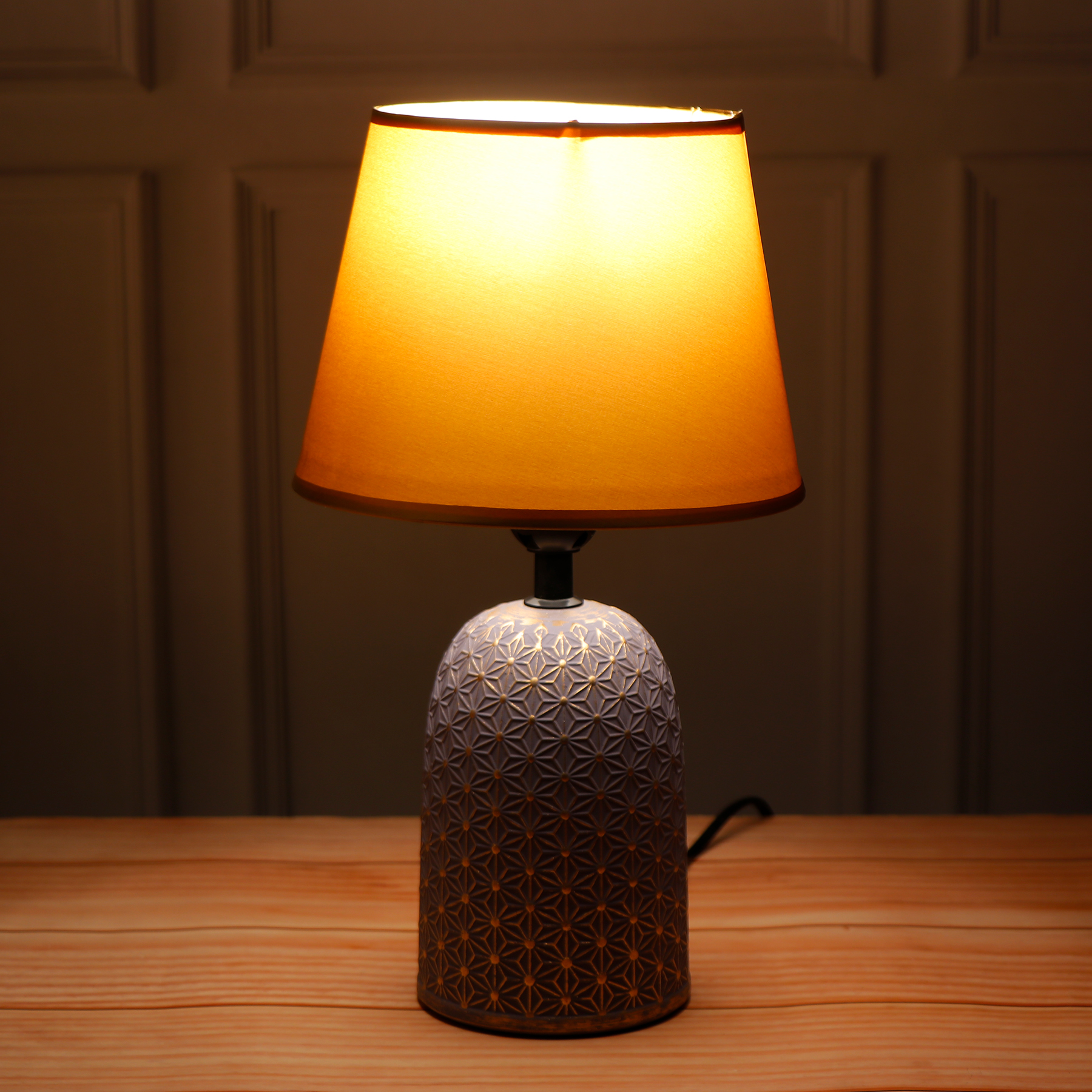 Golden Textured Ceramic LED Table Lamp